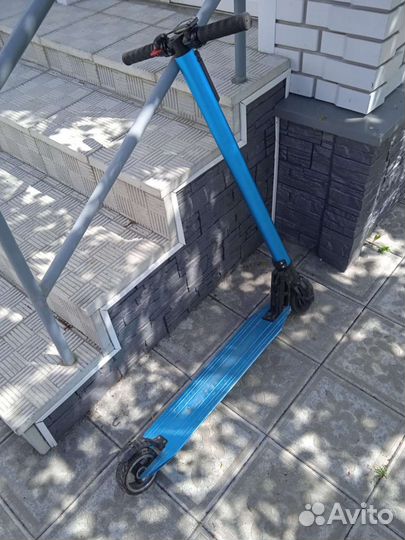 Самокат взрослый электрический