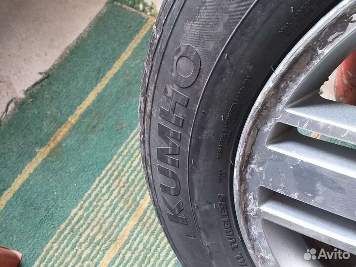 Kumho Ecsta HS51 205/60 R16 92H