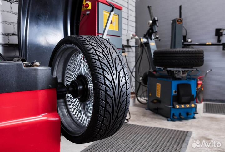 Шиномонтажник