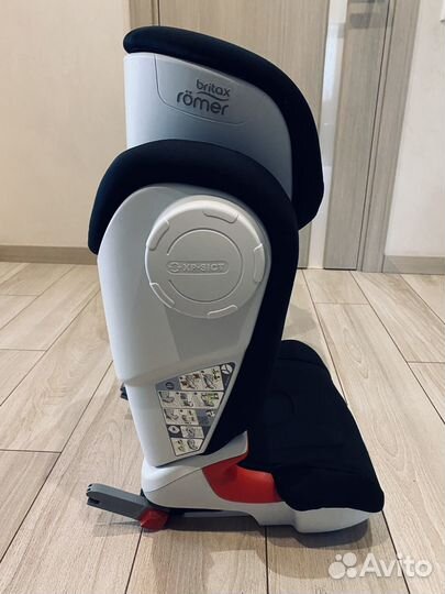 Детское автокресло 15 до 36 кг britax romer kidfix