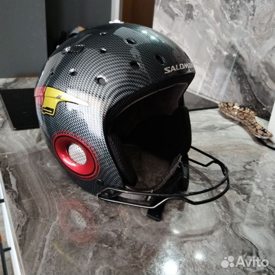 Шлем горнолыжный с гардой Salomon