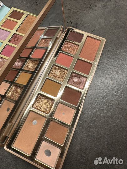 Too faced тени