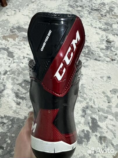 Хоккейные коньки ccm ft475 47,5р