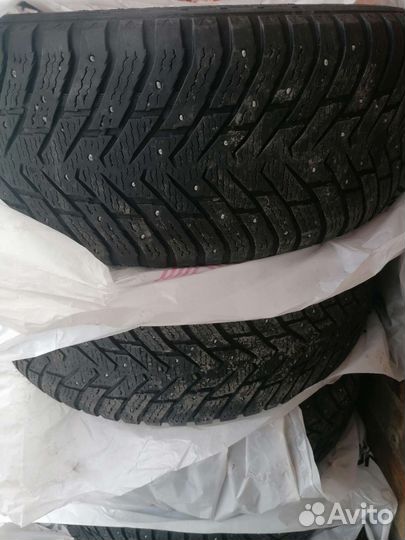 Nokian Tyres Hakkapeliitta 8 SUV 285/60 R18