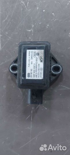 Датчик ускорения на Volkswagen Phaeton