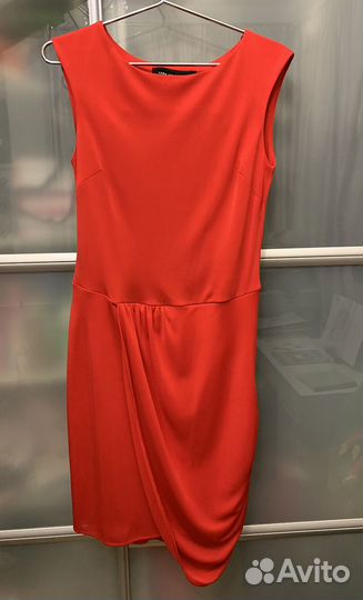 Праздничные платья Zara