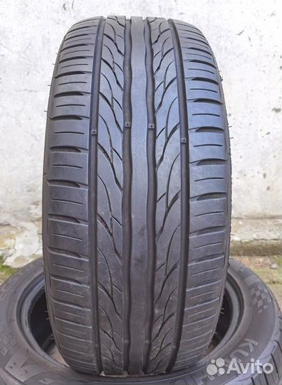 Kumho Ecsta PS31 225/50 R18 95W