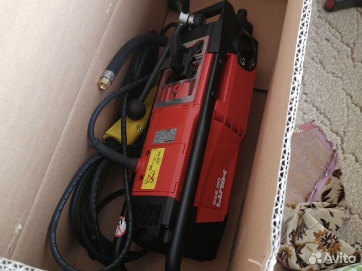 Установка алмазного бурения Hilti DD250