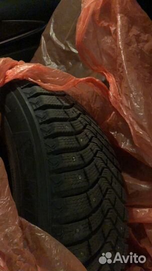 Комплект колес r18 Michelin x-ice north