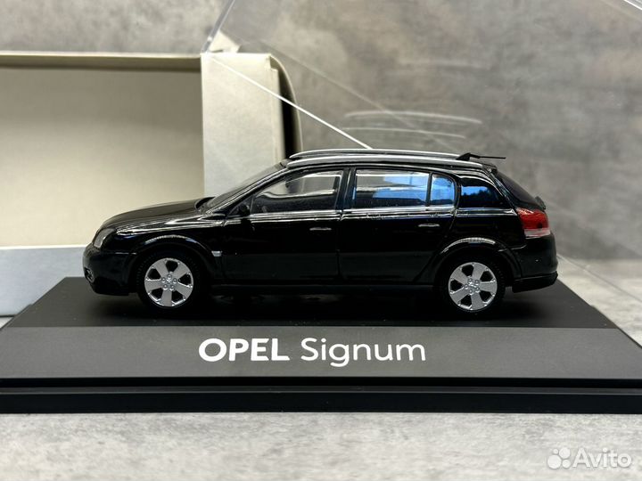 Редкая модель Opel Signum 1:43 Schuco дилер