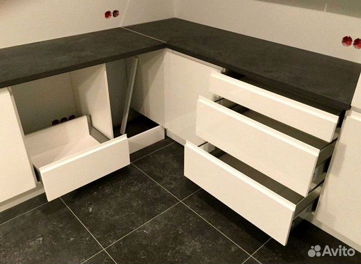 Кухня на заказ. Доставка и сборка