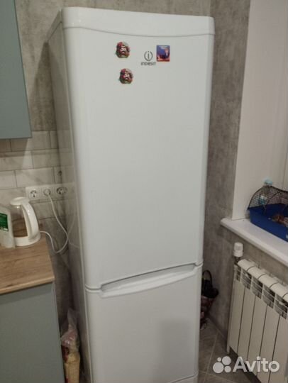 Холодильник на запчасти