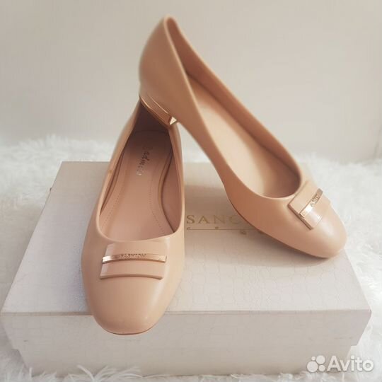 Туфли женские балетки из нат. кожи 39 р-р бежевые