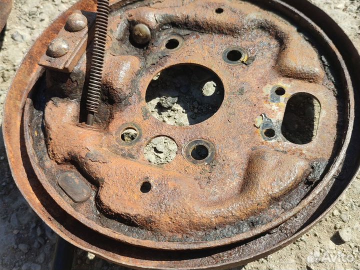 Опорный диск(кожух барабана) на Hyundai Accent