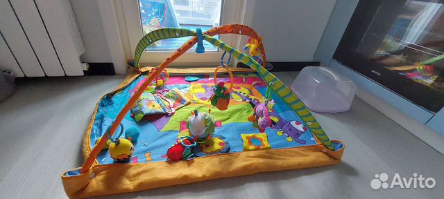 Развивающий коврик
