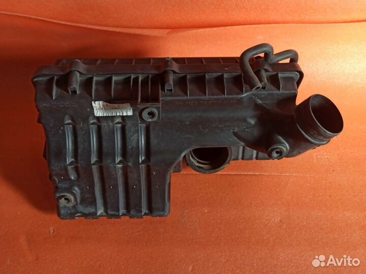 Корпус воздушного фильтра Volkswagen Polo 5