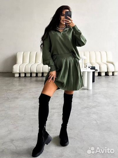 Костюм женский с юбкой