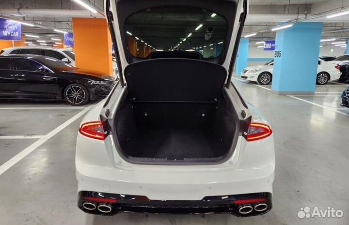 Kia Stinger 2.0 AT, 2019, 49 500 км