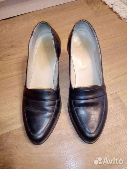 Туфли женские б/у размер 37 натурал кожа