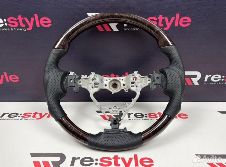 Руль Toyota Camry 55 14-18г Sport N2110