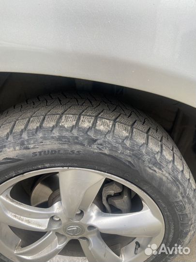 Bridgestone Blizzak DM-V1 235/55 R18