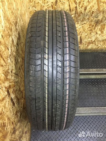 Yokohama A348R 215/60 R16 95V