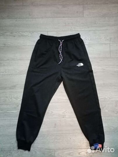 Спортивные штаны TNF