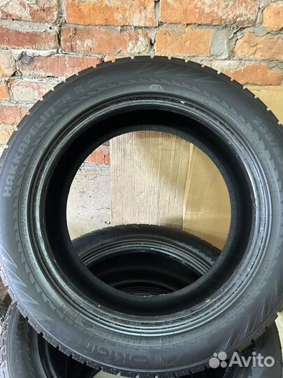 Nokian Tyres Hakkapeliitta R 235/55 R18 104R