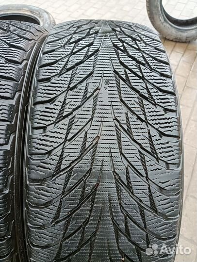 Nokian Tyres Hakkapeliitta R2 215/55 R17 98R