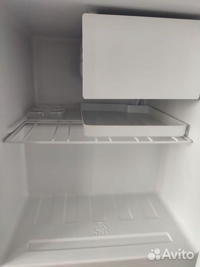 Холодильник маленький новый