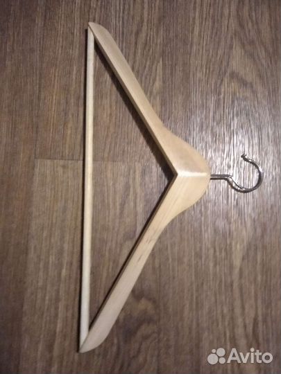 Плечики для одежды деревянные