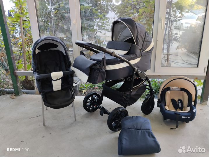 Коляска 3 в 1 идеальное состояние