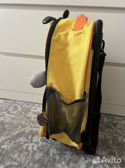 Детский чемодан пчелка на колесиках