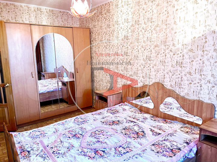 2-к. квартира, 48 м², 8/10 эт.