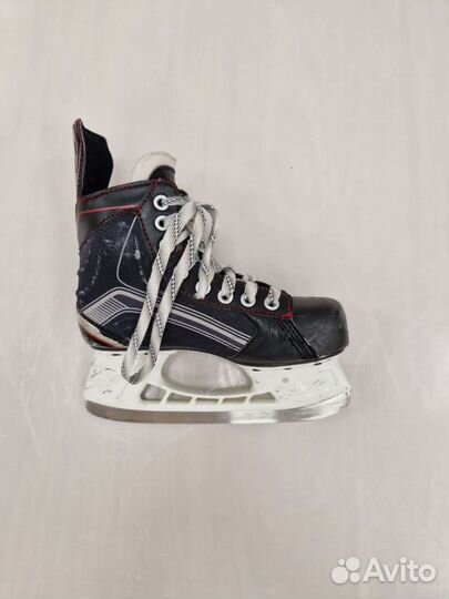 Хоккейные коньки bauer