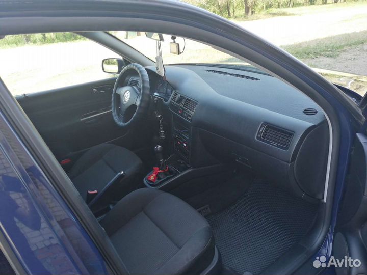 Volkswagen Bora 1.6 МТ, 2003, 192 394 км