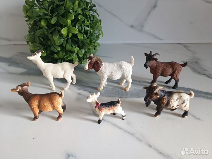 Фигурки Schleich козы