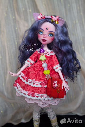 Кукла монстер хай дракулаура