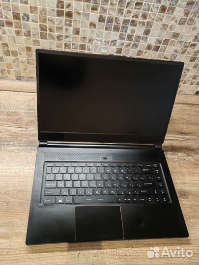 Ноутбук MSI gs65 stealth thin 8re