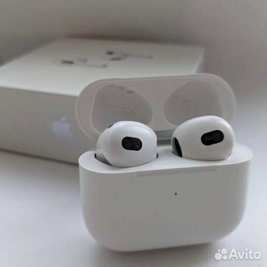 Беспроводные наушники AirPods 3