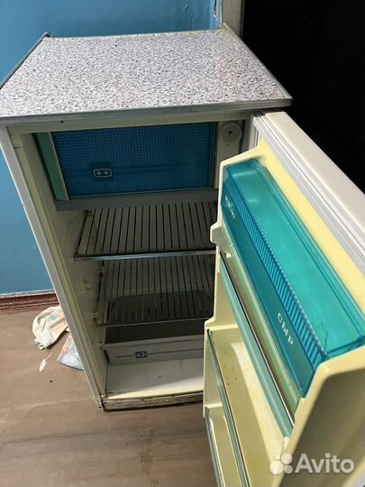 Холодильник