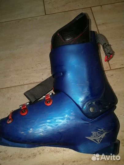 Горнолыжные ботинки Lange race 130