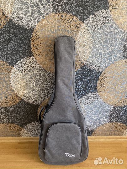 Акустическая гитара