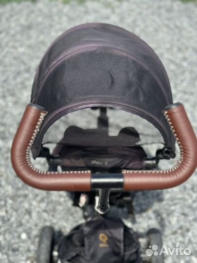 Трехколесный велосипед с ручкой управления