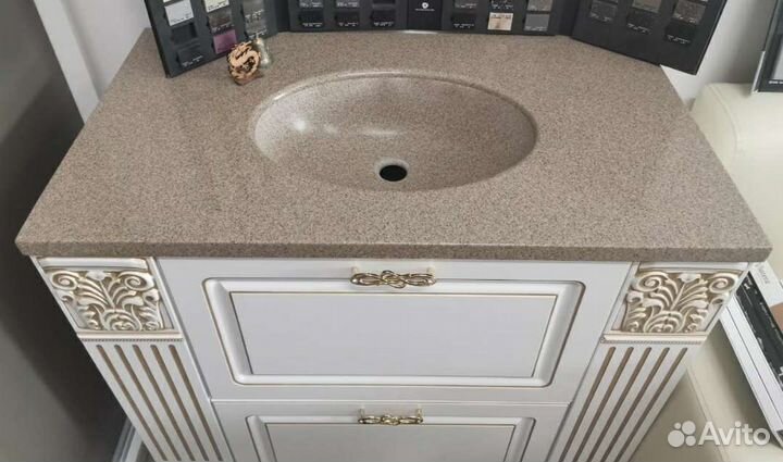 Тумба с раковиной для ванной новая