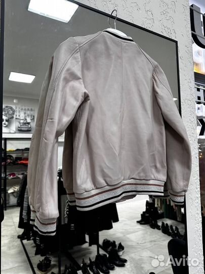 Кожаная куртка Molo для девочки на 6-7 лет