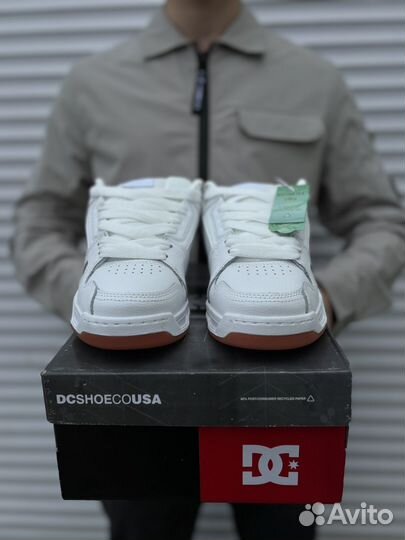 Кроссовки DC Shoes Stag белые