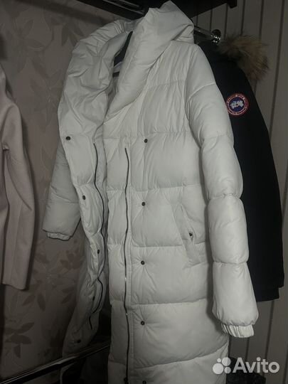 Продам зимние куртки