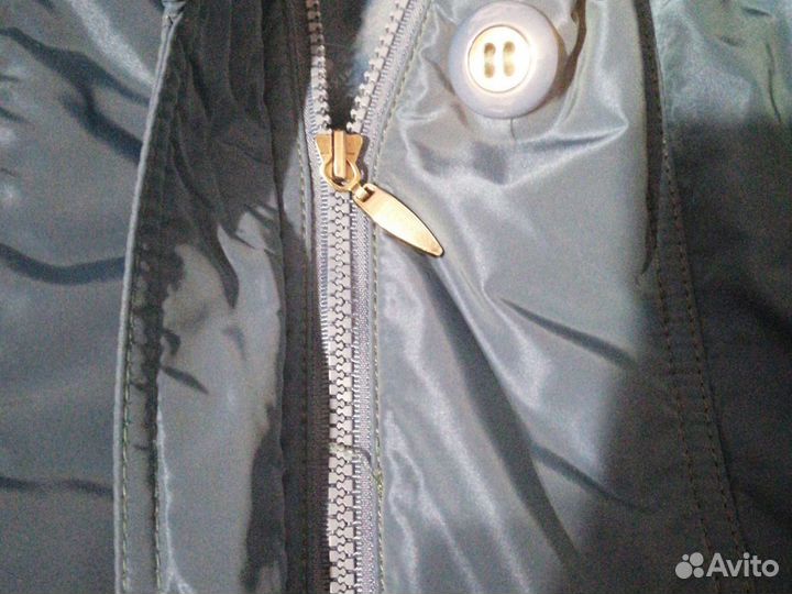 Куртка демисезонная ярко-бирюзового цвета