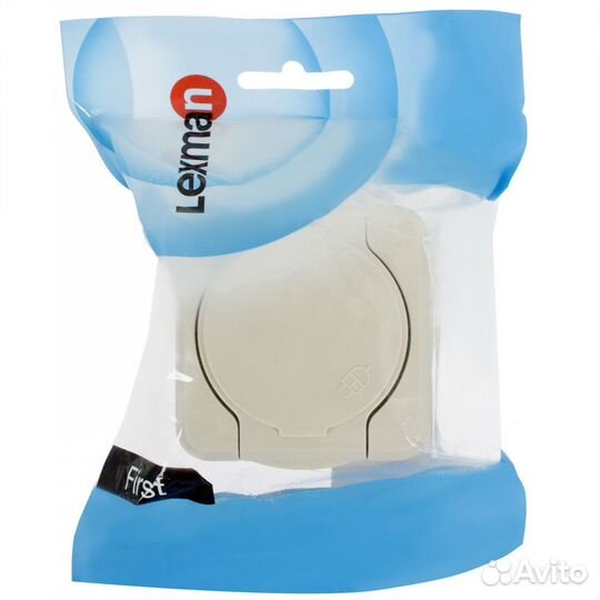 Розетка накладная First с заземлением с крышкой цв